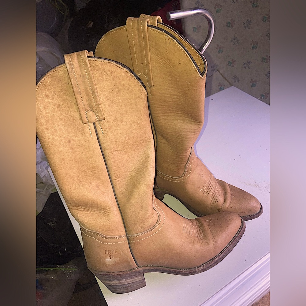 Vintage Women’s Frye Leather boots